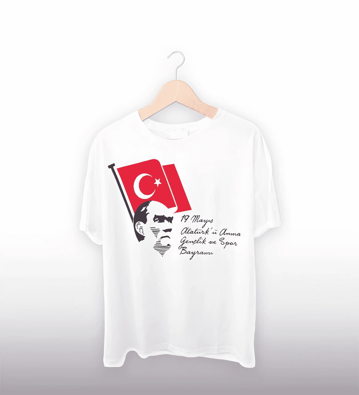 19 Mayıs Atatürk'ü Anma Gençlik ve Spor Bayramı Baskılı Oversize T-shirt - Beyaz