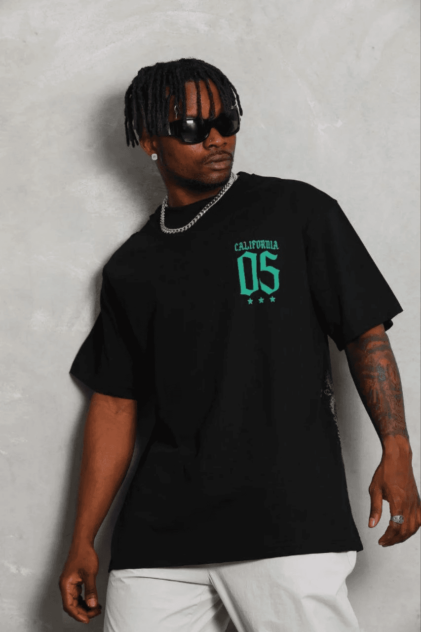Erkek Baskılı T-Shirt Kısa Kol Bisiklet Yaka Regular Fit Tişört - Siyah — görsel 1 / 3