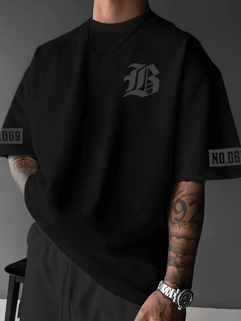 Erkek Baskılı T-Shirt Kısa Kol Bisiklet Yaka Regular Fit Yazlık Tişört - Siyah — görsel 1 / 4