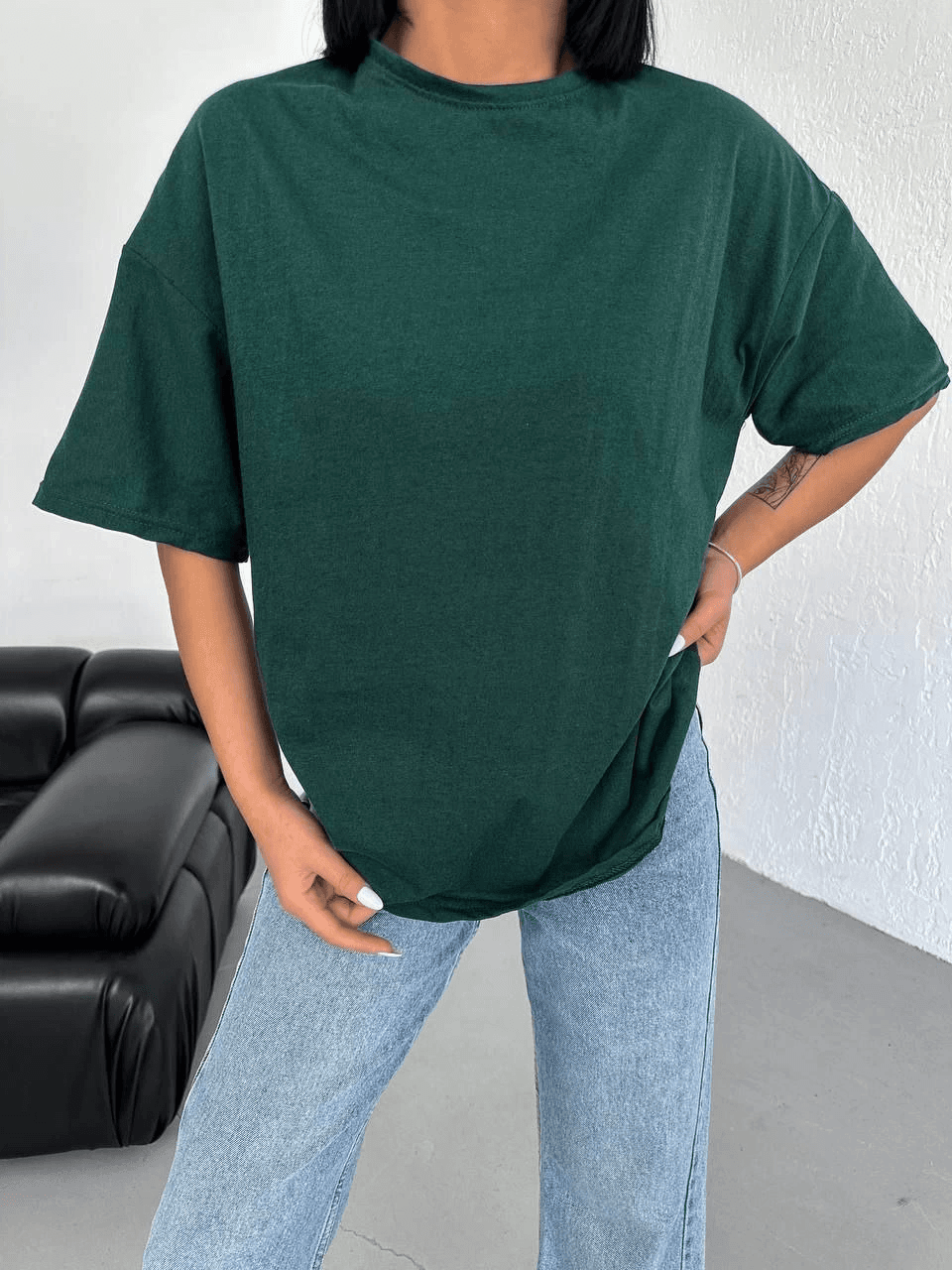 Kadın Düz T-Shirt Kısa Kol Bisiklet Yaka Oversize Rahat Kalıp Günlük Tişört - Haki — görsel 1 / 5