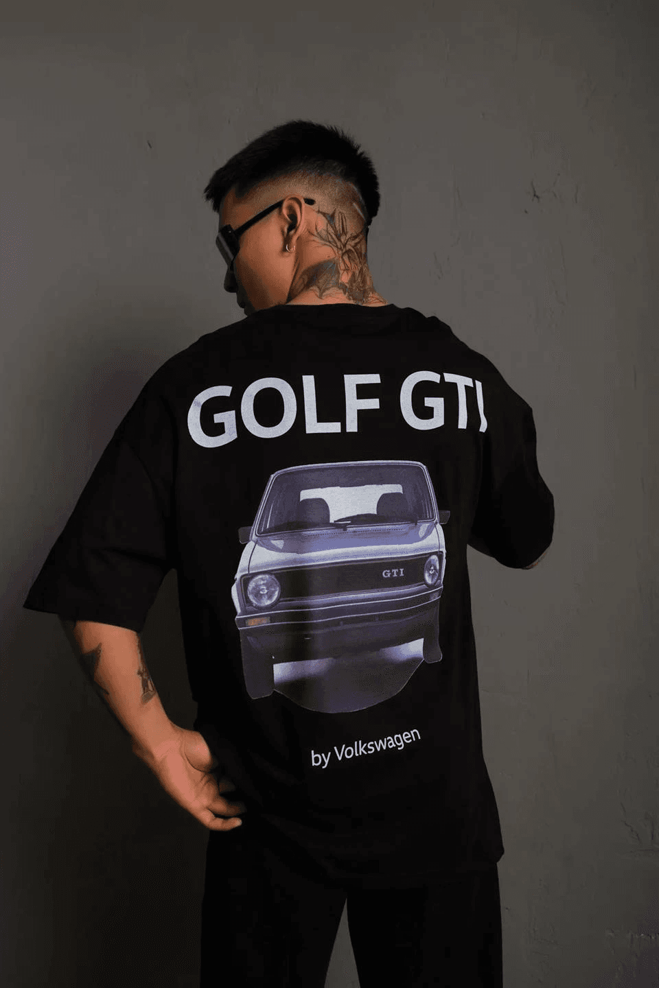 Erkek Oversize Tişört Golf GTI Retro Araba Baskılı T-shirt - Siyah — görsel 1 / 4