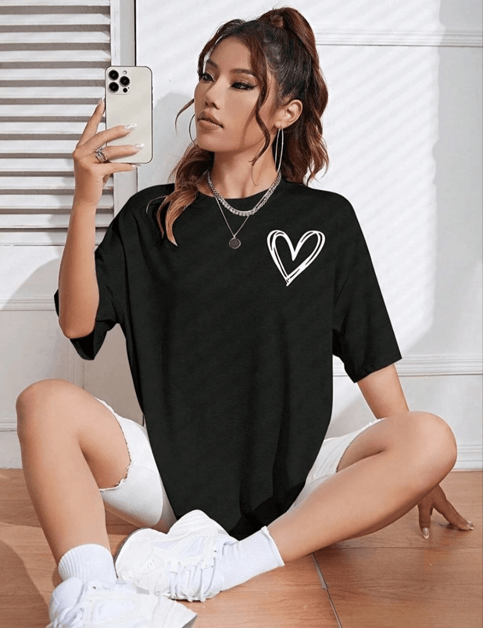 Kadın Tişört Bisiklet Yaka Baskılı Oversize T-Shirt - Siyah — görsel 1 / 4