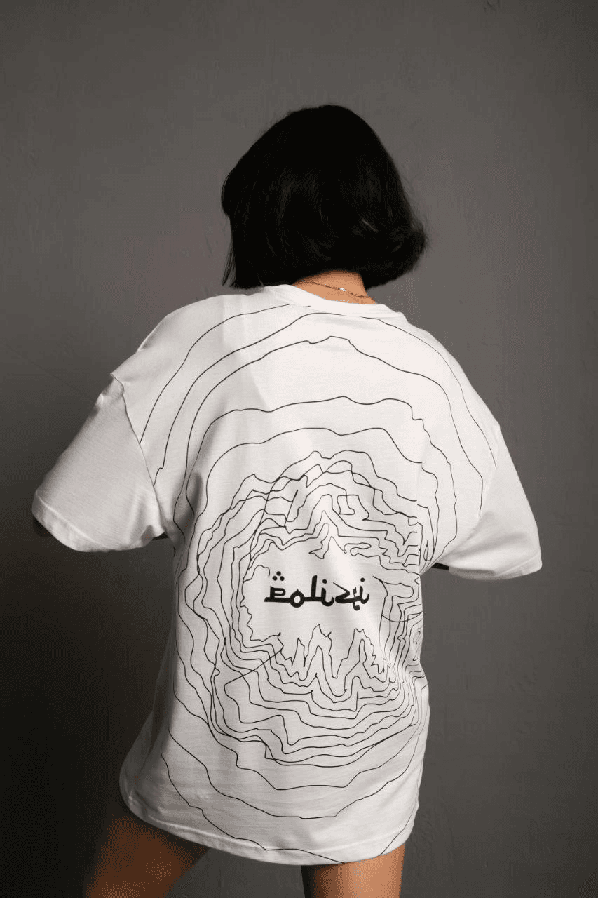 Kadın Bisiklet Yakalı Sırt Baskılı Kısa kol Oversize T-Shirt - Beyaz