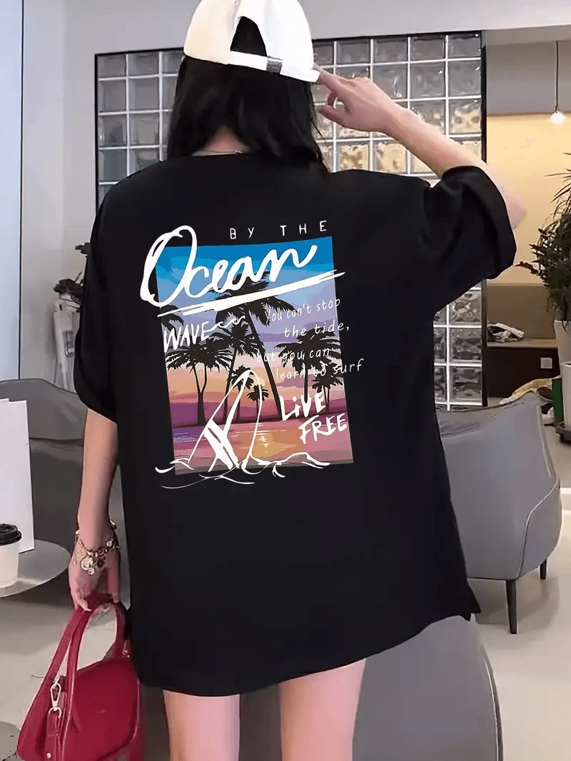 Kadın Kısa Kol Yazlık Tişört Bisiklet Yaka Okyanus Baskılı T-Shirt - Siyah — görsel 1 / 3