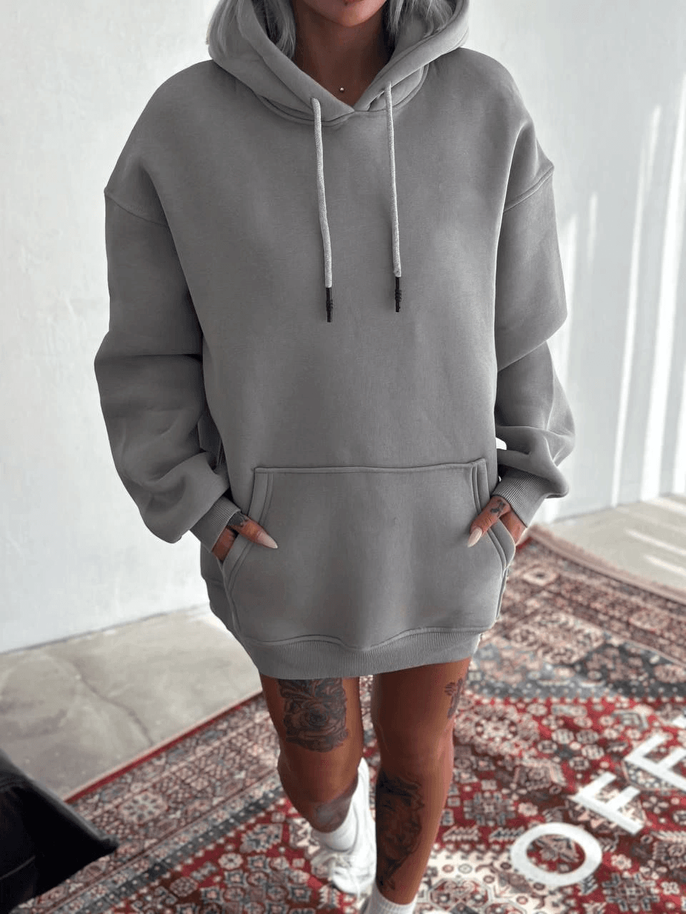 Kadın Kapüşonlu Kanguru Cepli 3 İplik Pamuklu Oversize Hoodie Sweatshirt - Boyalı Gri