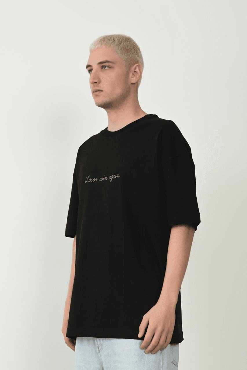 Erkek Baskılı T-Shirt Kısa Kol Bisiklet Yaka Rahat Kalıp Tişört - Siyah — görsel 1 / 4