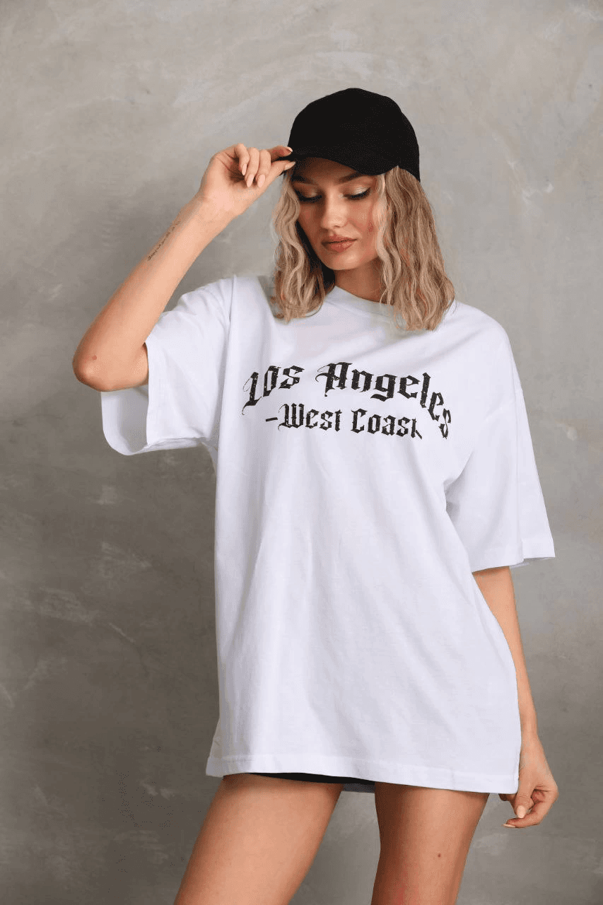 Kadın Baskılı Tişört Kısa Kol Bisiklet Yaka Oversize T-Shirt - Beyaz — görsel 1 / 8