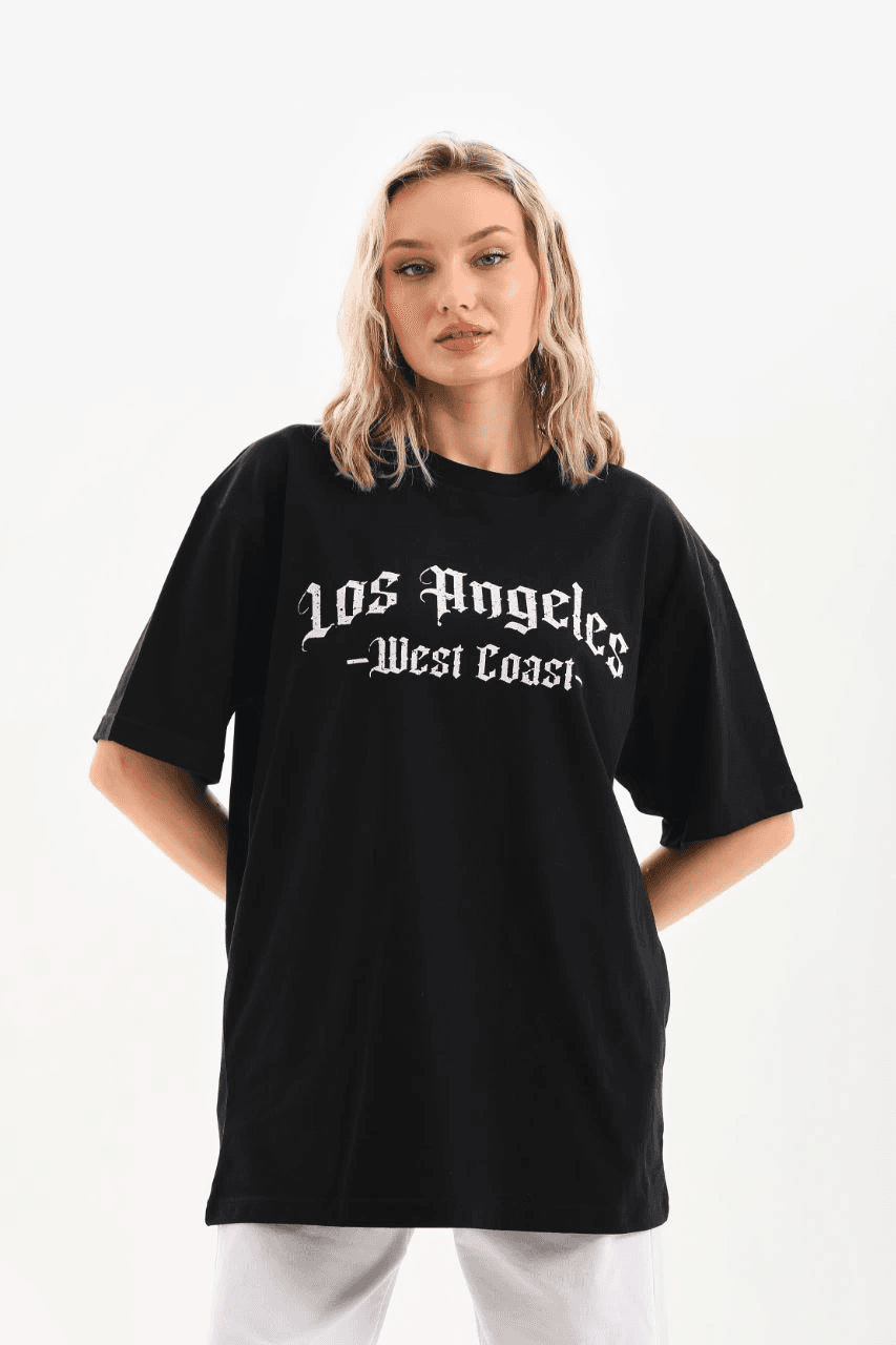 Kadın Baskılı Tişört Kısa Kol Bisiklet Yaka Oversize T-Shirt - Siyah — görsel 1 / 8