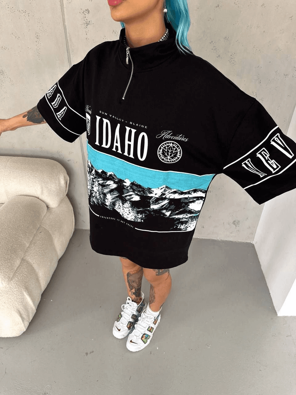 Kadın Baskılı Yarım Fermuarlı Kısa kol T-Shirt - Siyah