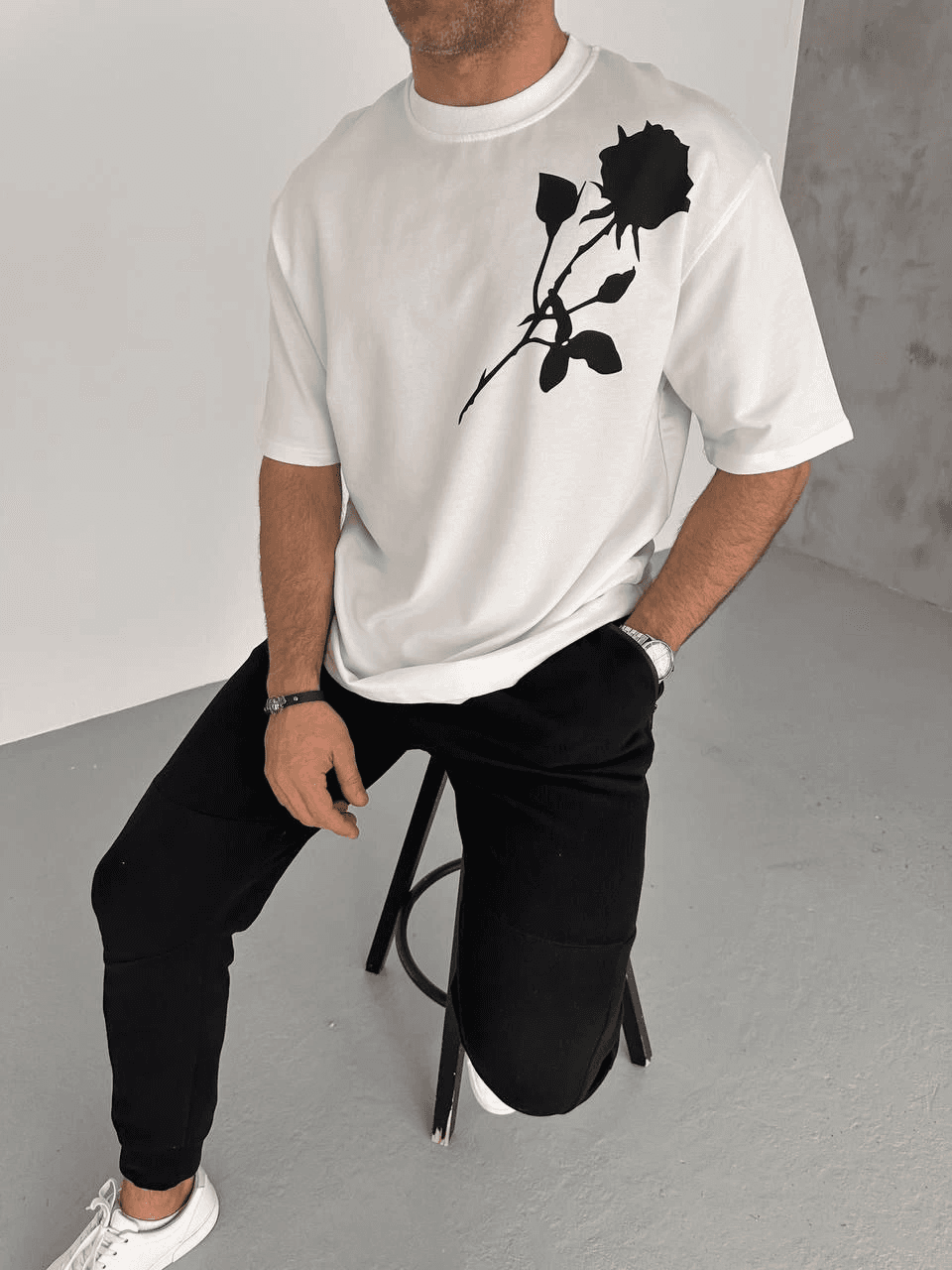 Erkek Kısa Kol Tişört Bisiklet Yaka GÜL Baskılı Oversize T-Shirt - Beyaz