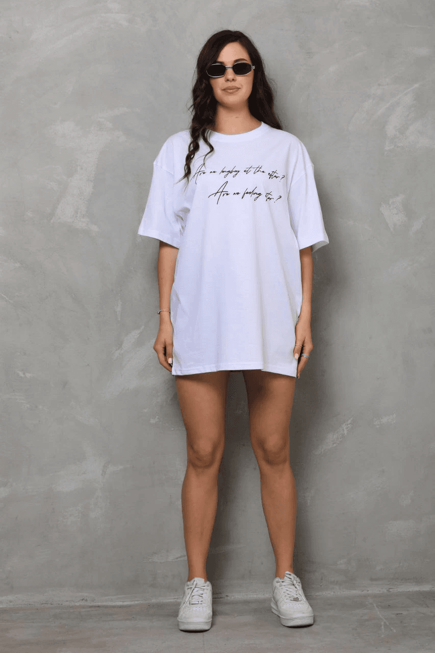 Kadın Kısa Kol Yazlık Tişört Bisiklet Yaka Baskılı Oversize T-Shirt - Beyaz — görsel 1 / 8