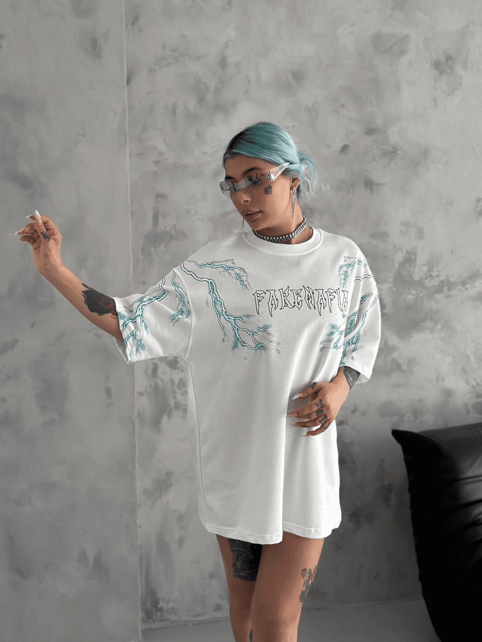 Kadın Bisiklet Yaka Yıldırım Baskılı Kısa kol T-Shirt - Beyaz