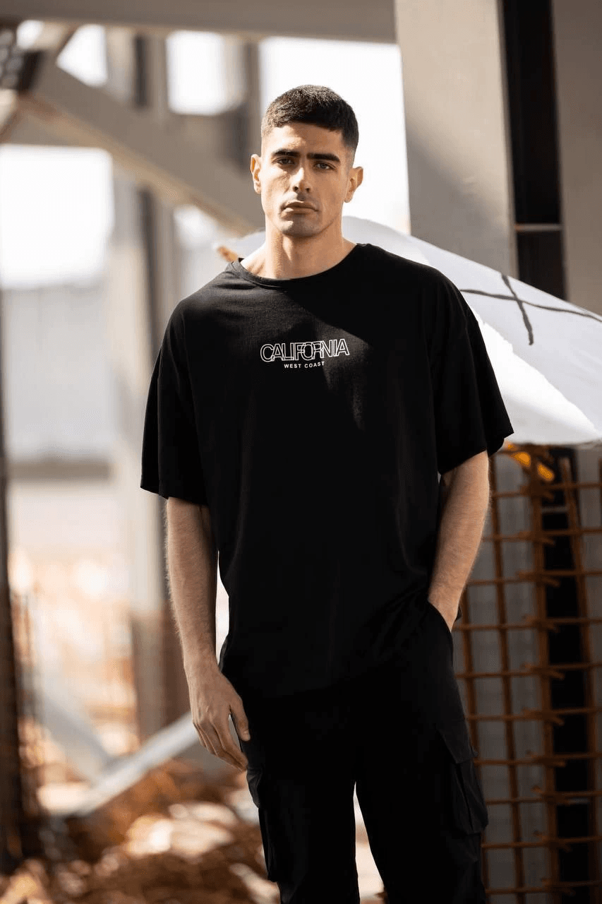 Erkek Baskılı T-Shirt Kısa Kol Bisiklet Yaka Regular Fit Rahat Kalıp Günlük Tişört - Siyah — görsel 1 / 3