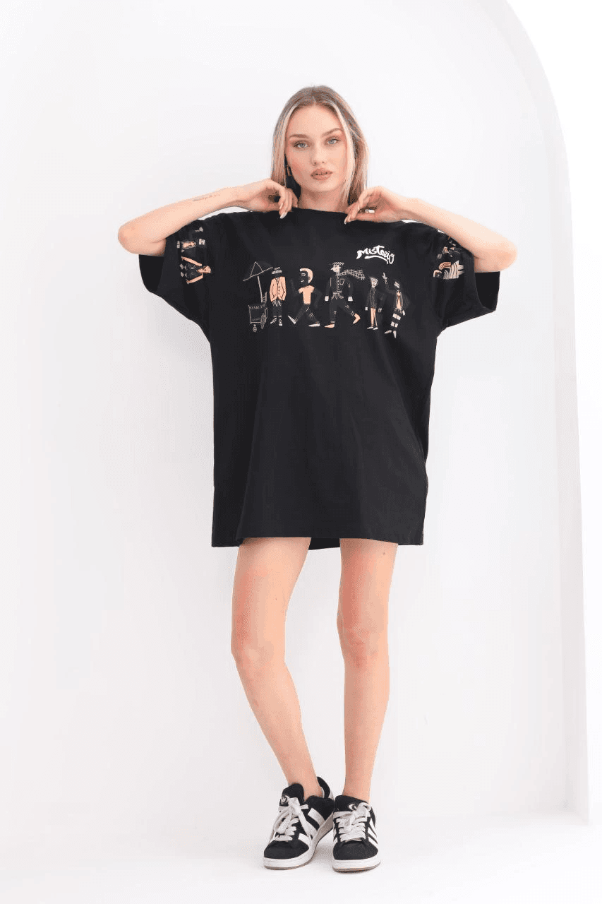 Kadın Kısa Kol Yazlık Tişört Bisiklet Yaka Baskılı Oversize T-Shirt - Siyah — görsel 1 / 7