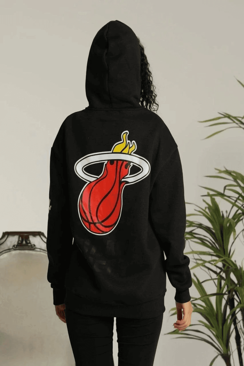 Kadın Oversize Kapüşonlu Cepli Baskılı 3 İplik Pamuklu Hoodie Sweatshirt - Siyah — görsel 1 / 2