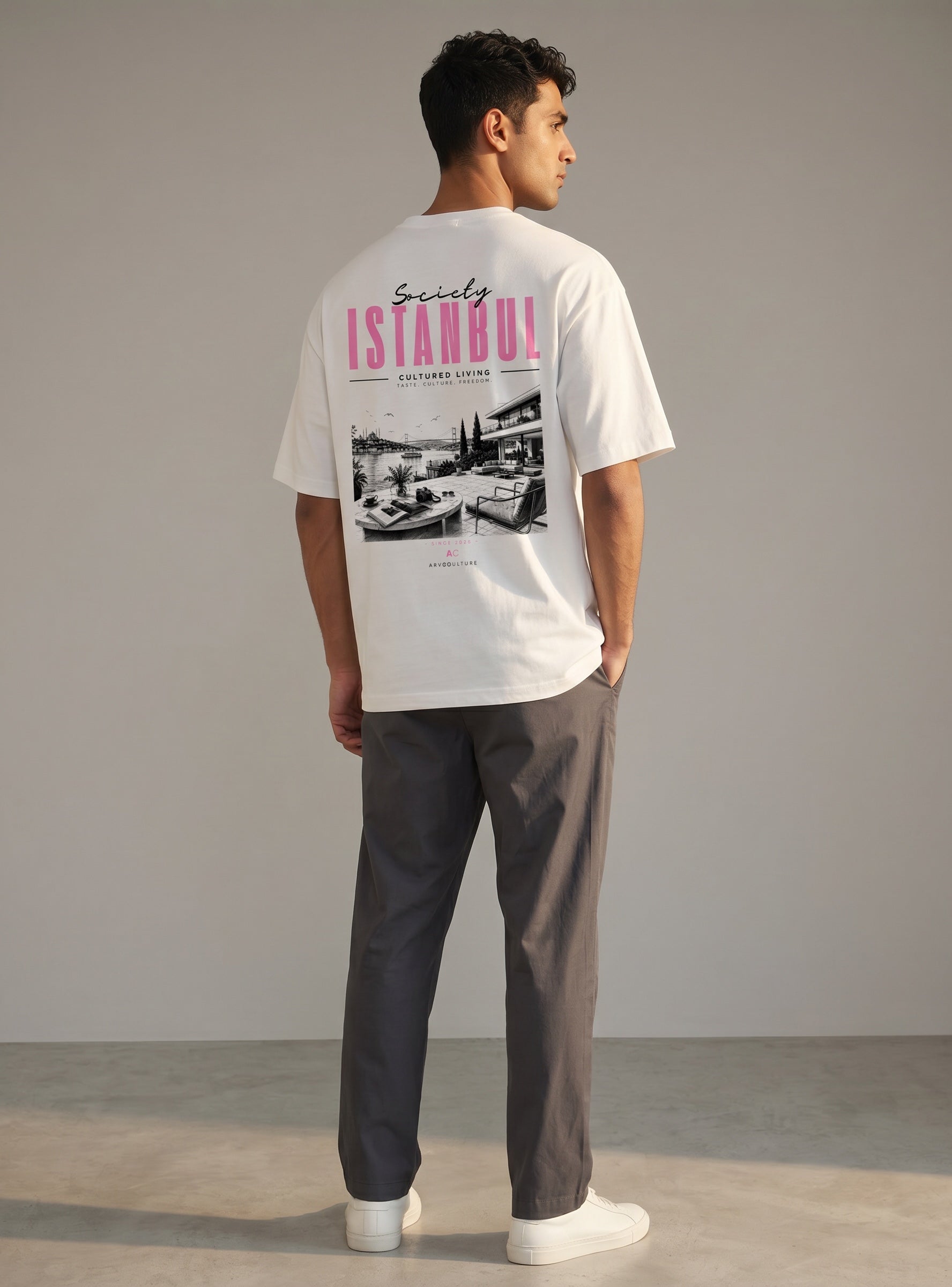 The Society Collection Istanbul Oversize Unisex Tişört - Beyaz