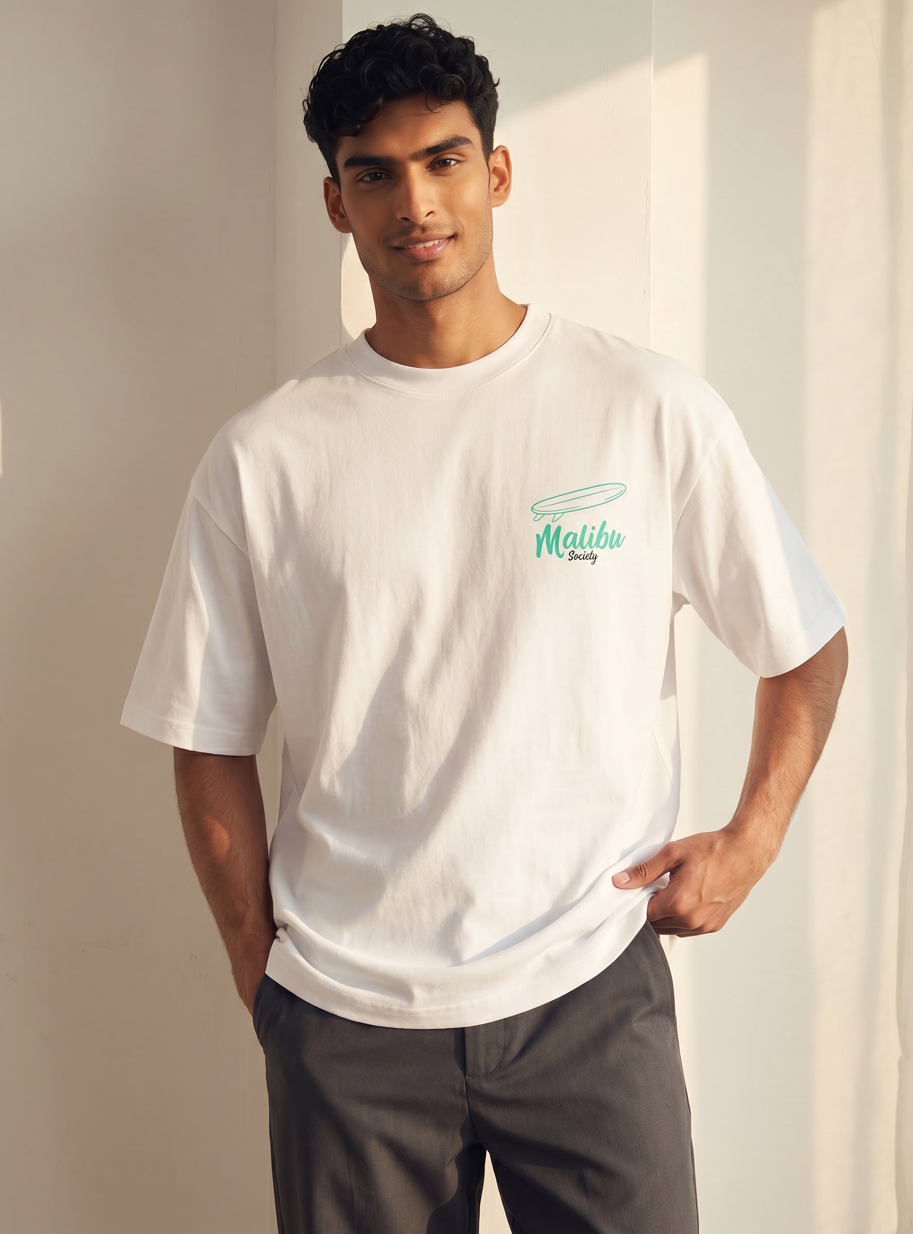 The Society Collection Malibu Oversize Unisex Tişört - Beyaz